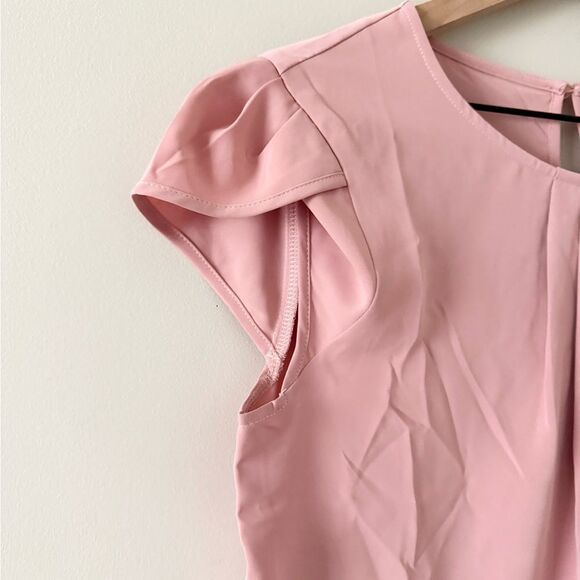 Amazon Petal Sleeve Blouse in Pink Size M - Picture 2 of 6